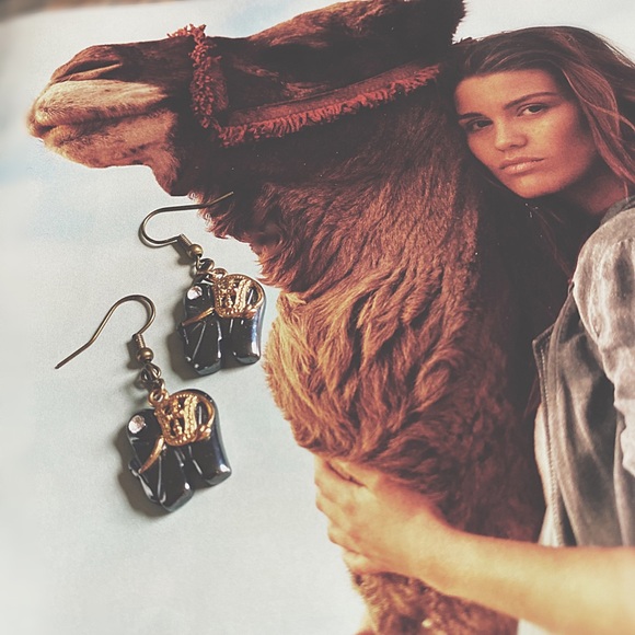 Vintage Hematite Earrings - Picture 5 of 8